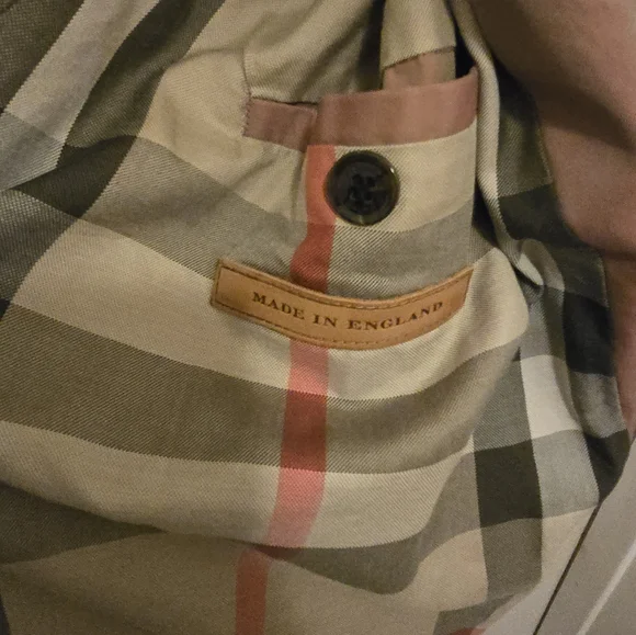 Burberry Trench Coat Large - Picture 6 of 14